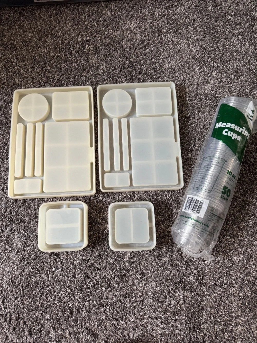 Silicone Resin Molds & Measuring Cups